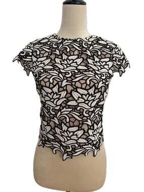 Alice + Olivia Eve Embroidered Floral Lace Sleeveless Crop Top